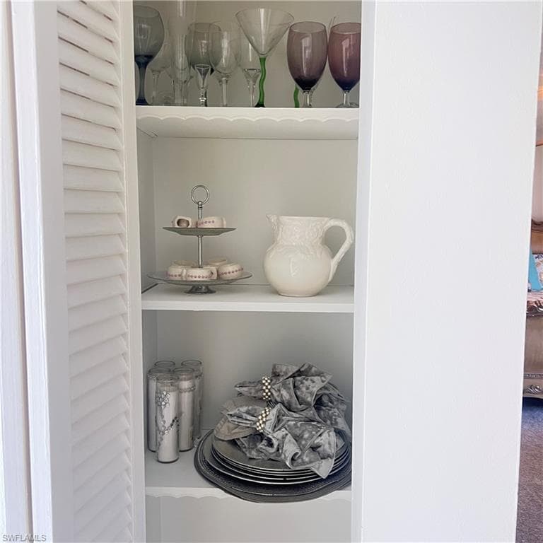 197 Harrison Rd 7, Naples, FL 34112-5