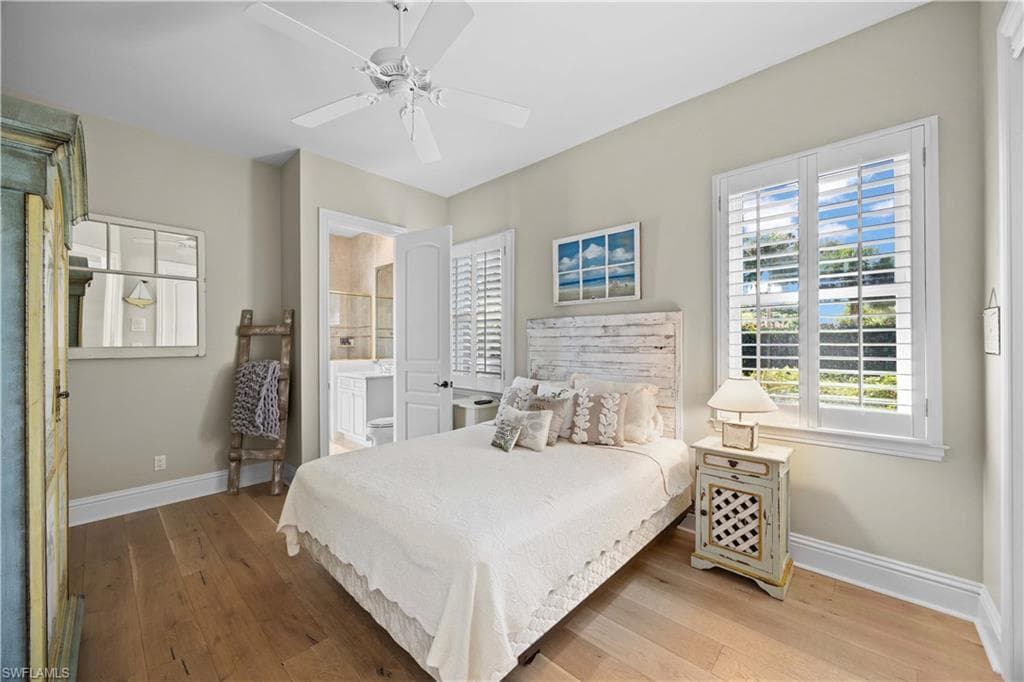 8752 Muirfield Dr, Naples, FL 34109-18
