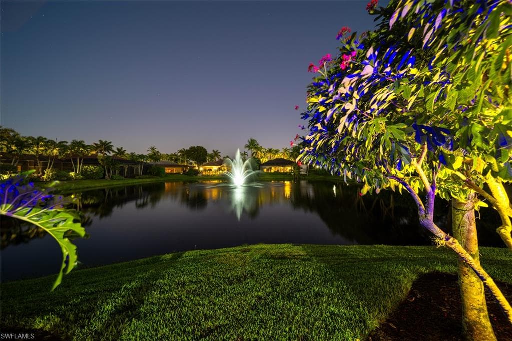 8752 Muirfield Dr, Naples, FL 34109-29