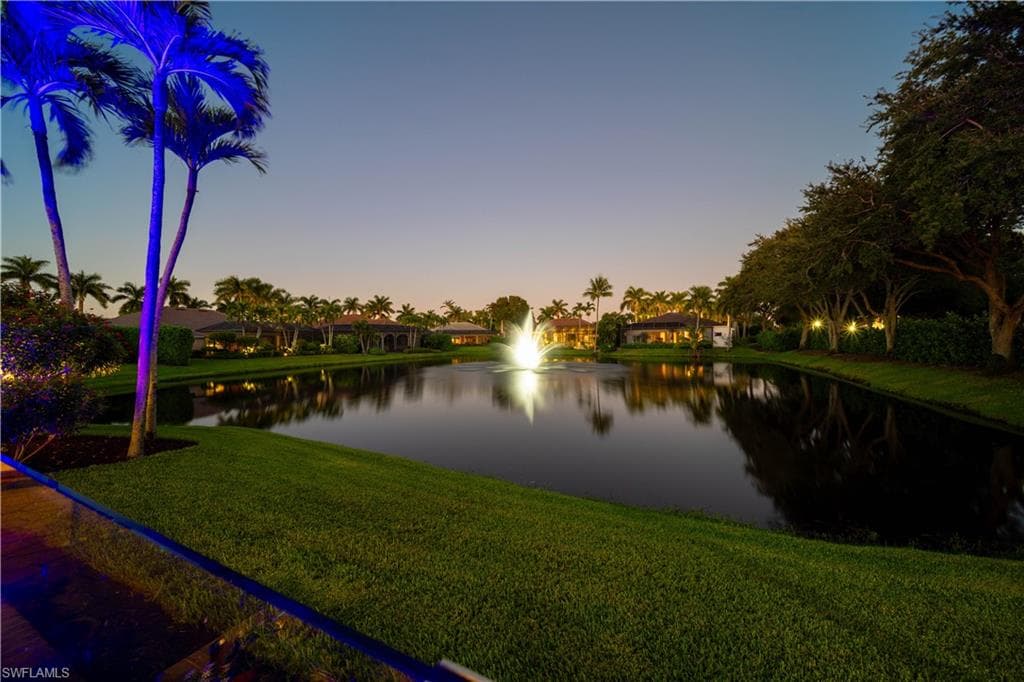 8752 Muirfield Dr, Naples, FL 34109-31