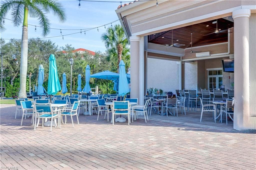 8752 Muirfield Dr, Naples, FL 34109-36