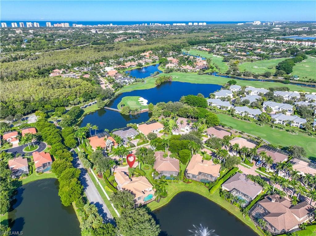 8752 Muirfield Dr, Naples, FL 34109-6