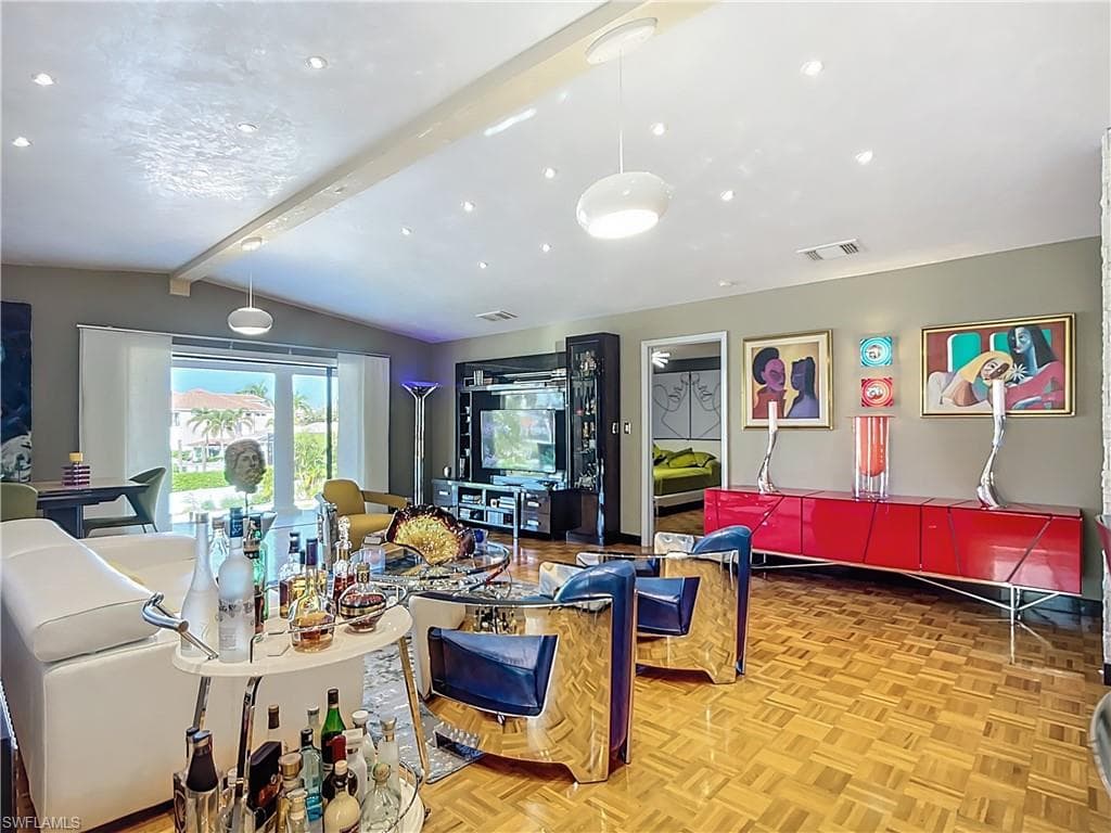 10242 Vanderbilt Dr, Naples, FL 34108-25