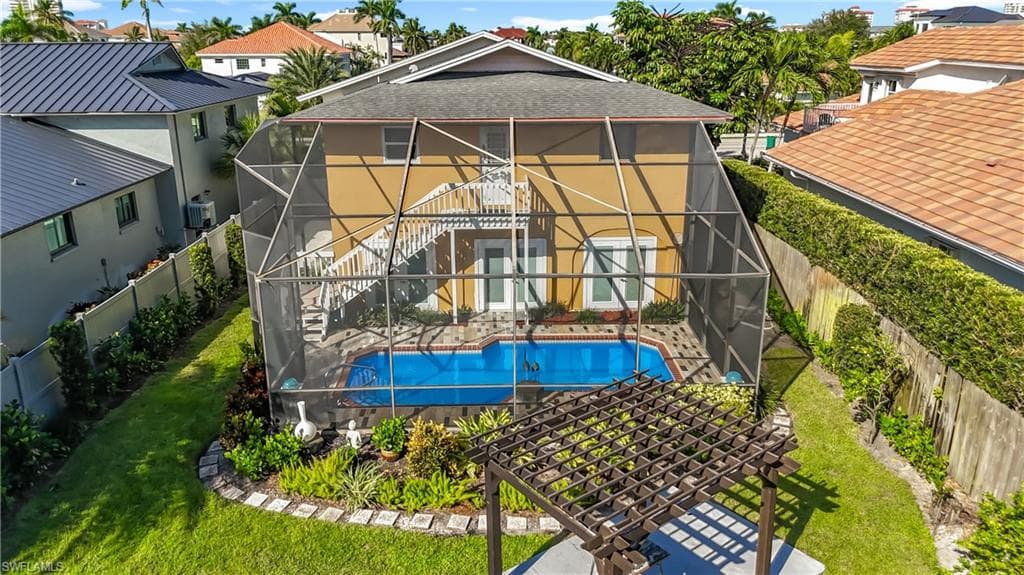 10242 Vanderbilt Dr, Naples, FL 34108-46