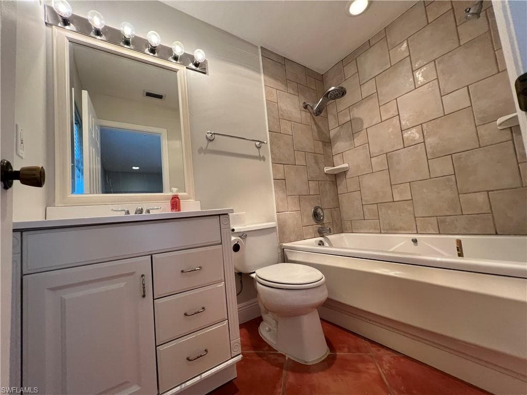 4724 32nd Ave SW, Naples, FL 34116-28