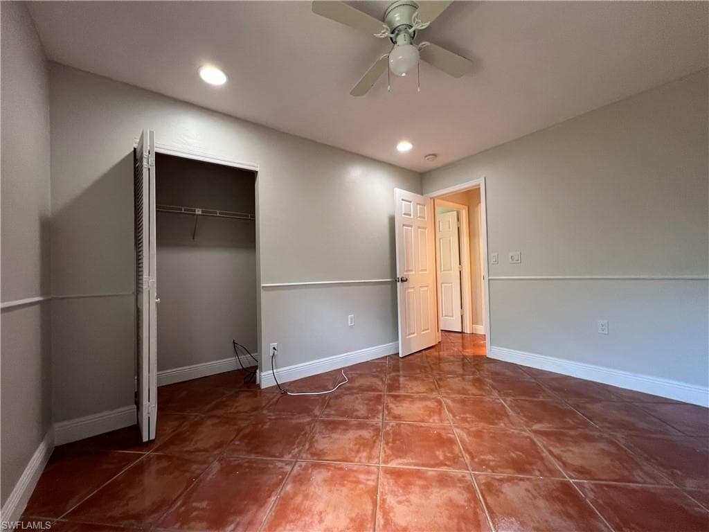 4724 32nd Ave SW, Naples, FL 34116-32