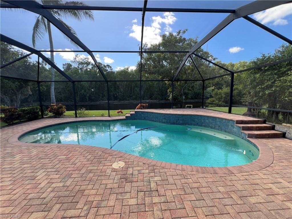 4724 32nd Ave SW, Naples, FL 34116-2
