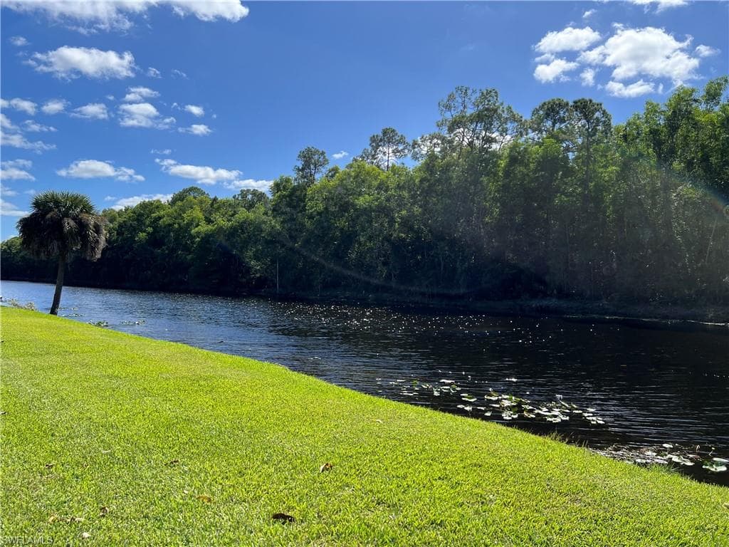 4724 32nd Ave SW, Naples, FL 34116-38