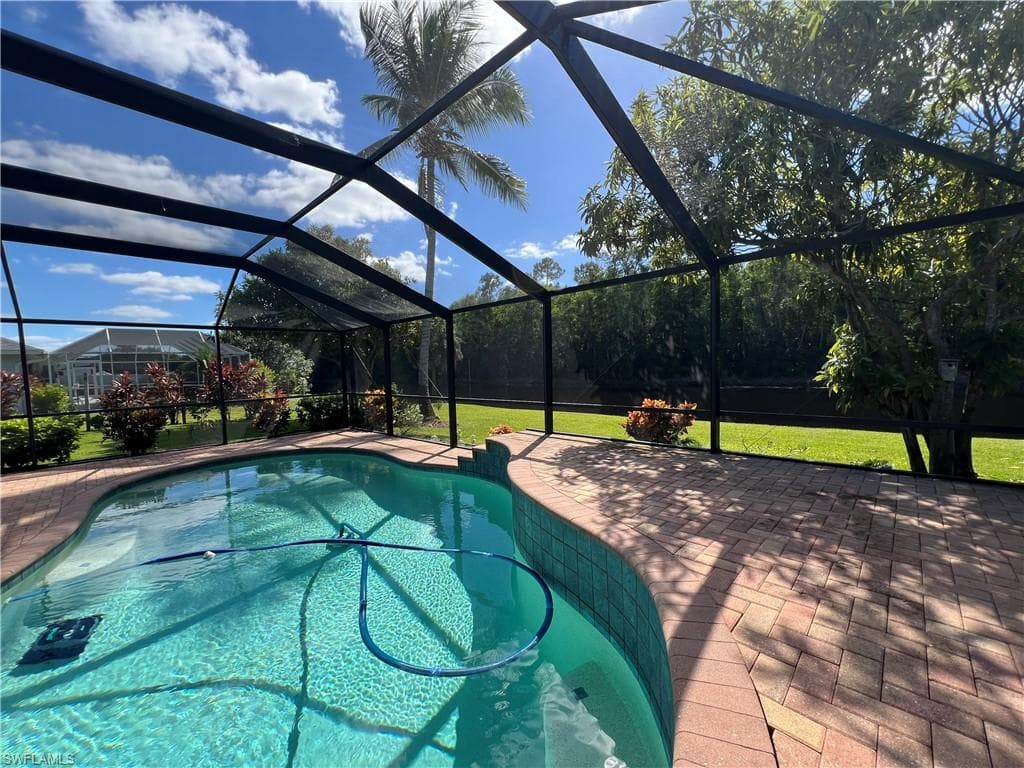 4724 32nd Ave SW, Naples, FL 34116-4