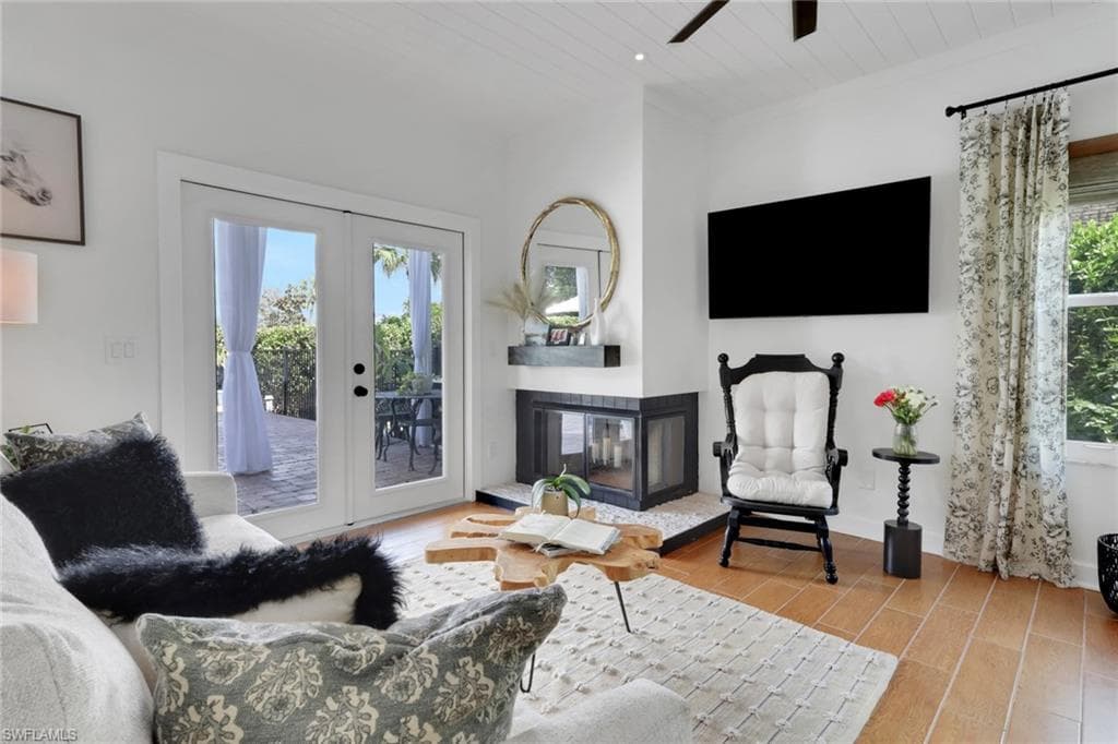 6555 Willow Lake Cir, Fort Myers, FL 33966-9