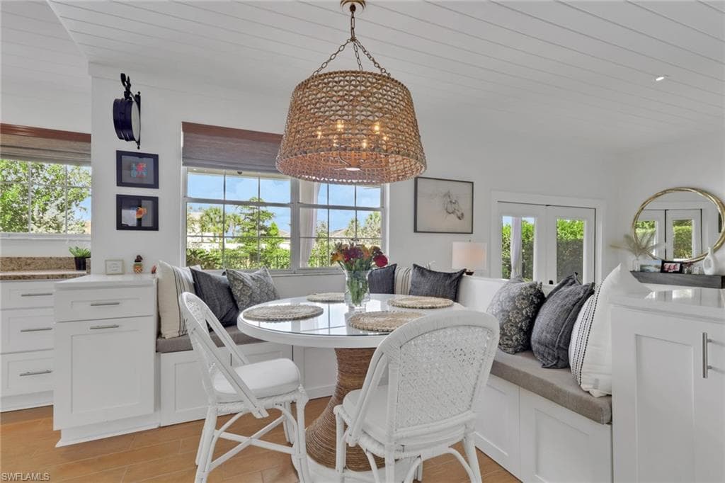 6555 Willow Lake Cir, Fort Myers, FL 33966-18