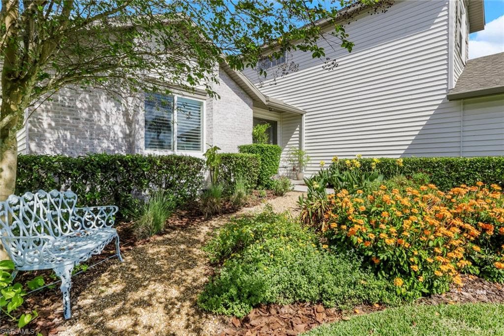 6555 Willow Lake Cir, Fort Myers, FL 33966-34