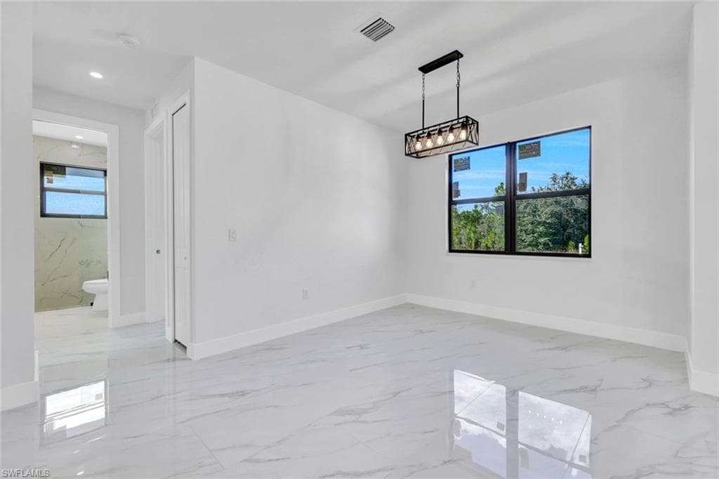 2002 10th St, Lehigh Acres, FL 33936-9