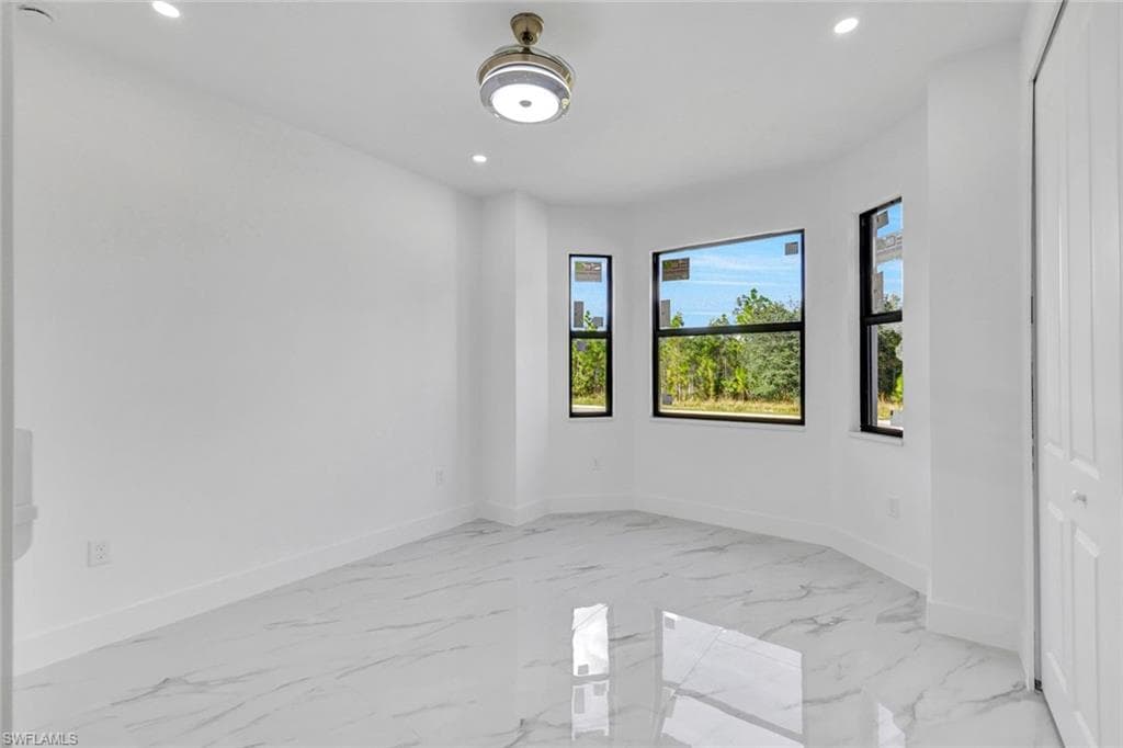 2002 10th St, Lehigh Acres, FL 33936-18