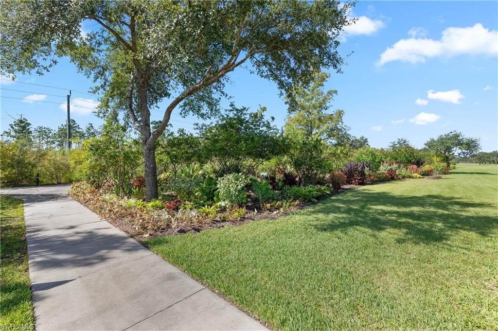 28512 Finch Ter, Bonita Springs, FL 34135-46