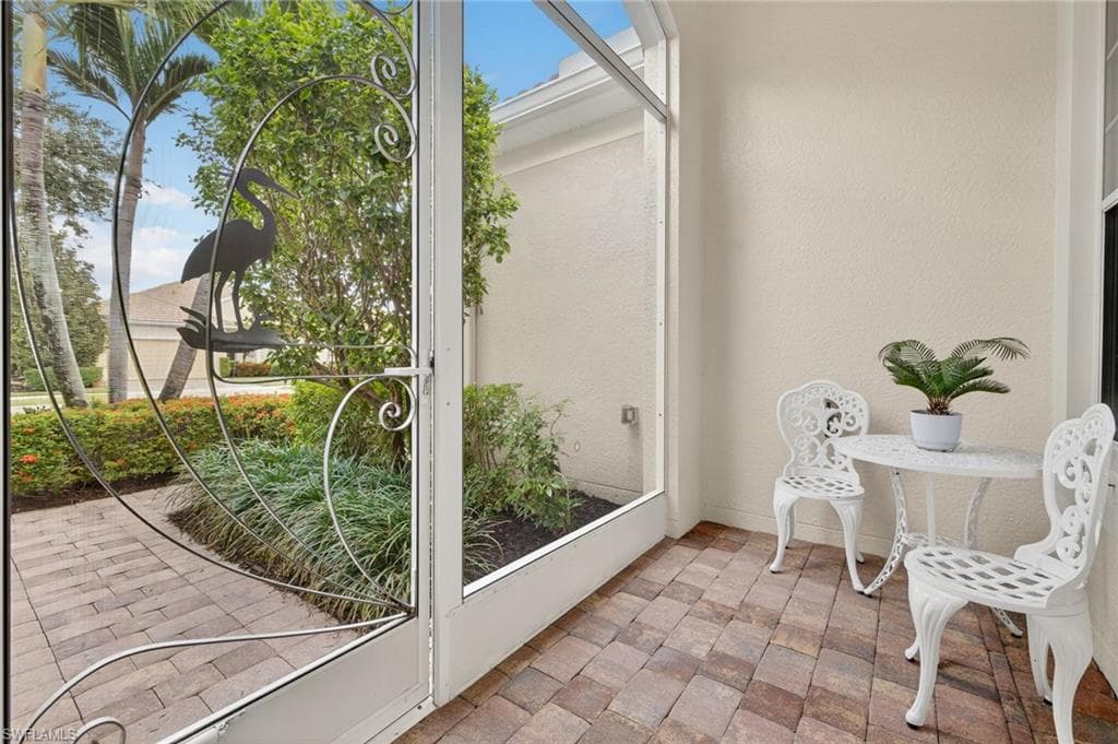 28512 Finch Ter, Bonita Springs, FL 34135-4