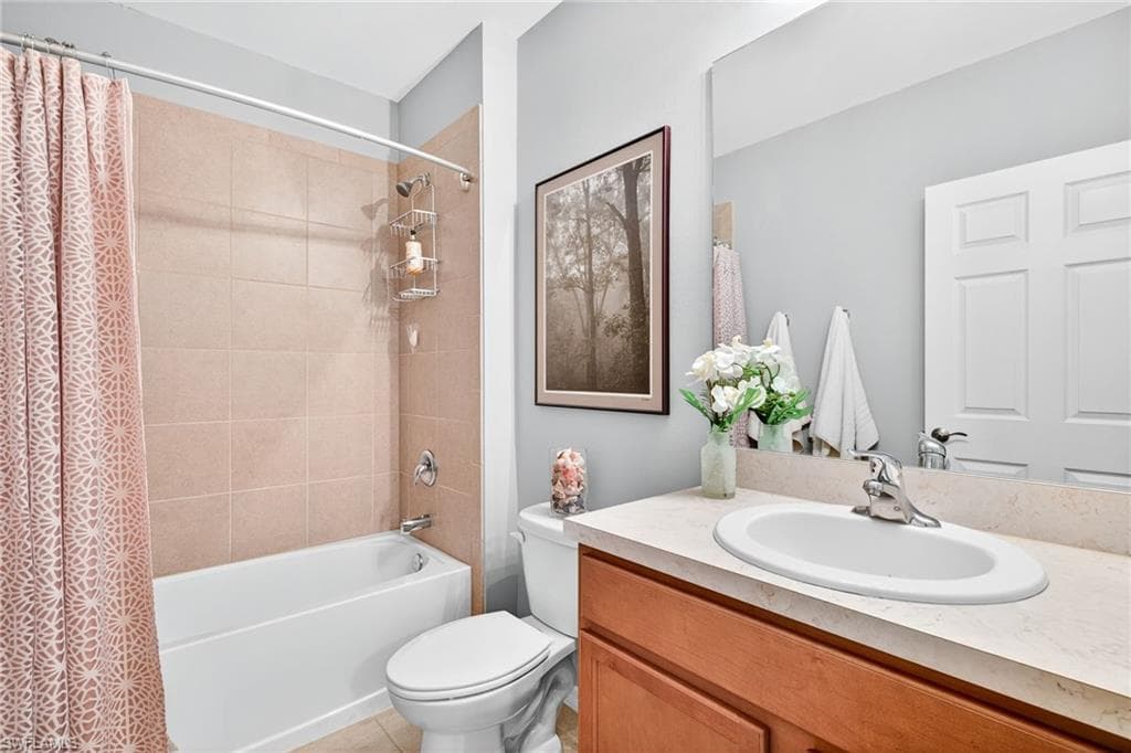 26922 Wildwood Pines Ln, Bonita Springs, FL 34135-18