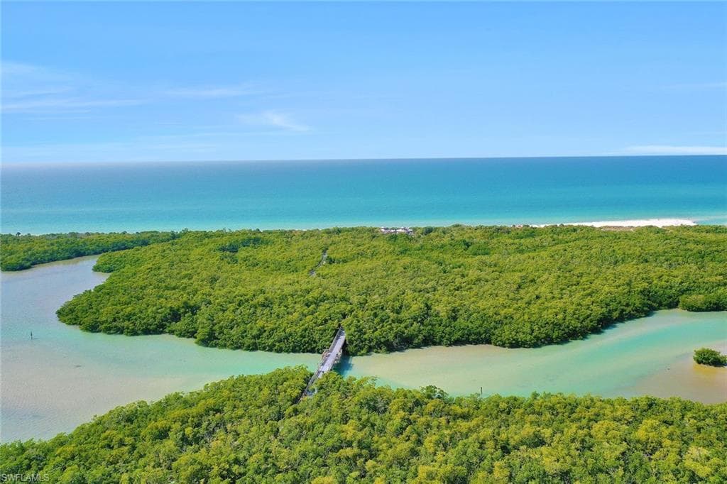 5601 Turtle Bay Dr 1102, Naples, FL 34108-24