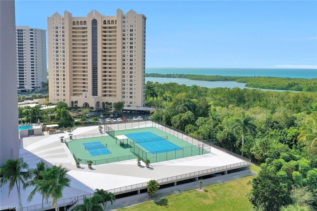 5601 Turtle Bay Dr 1102, Naples, FL 34108-30