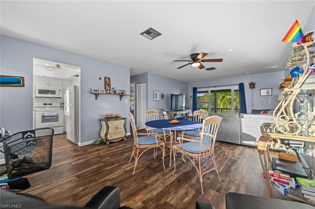 185 Palm Dr P, Naples, FL 34112-10