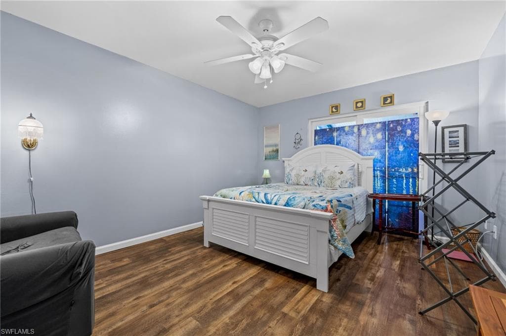 185 Palm Dr P, Naples, FL 34112-19