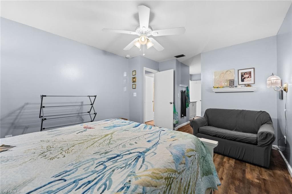 185 Palm Dr P, Naples, FL 34112-20