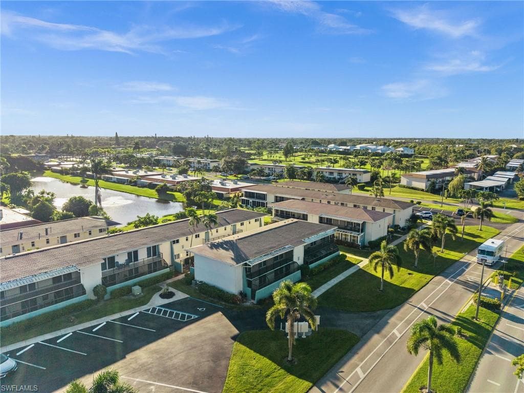 185 Palm Dr P, Naples, FL 34112-28