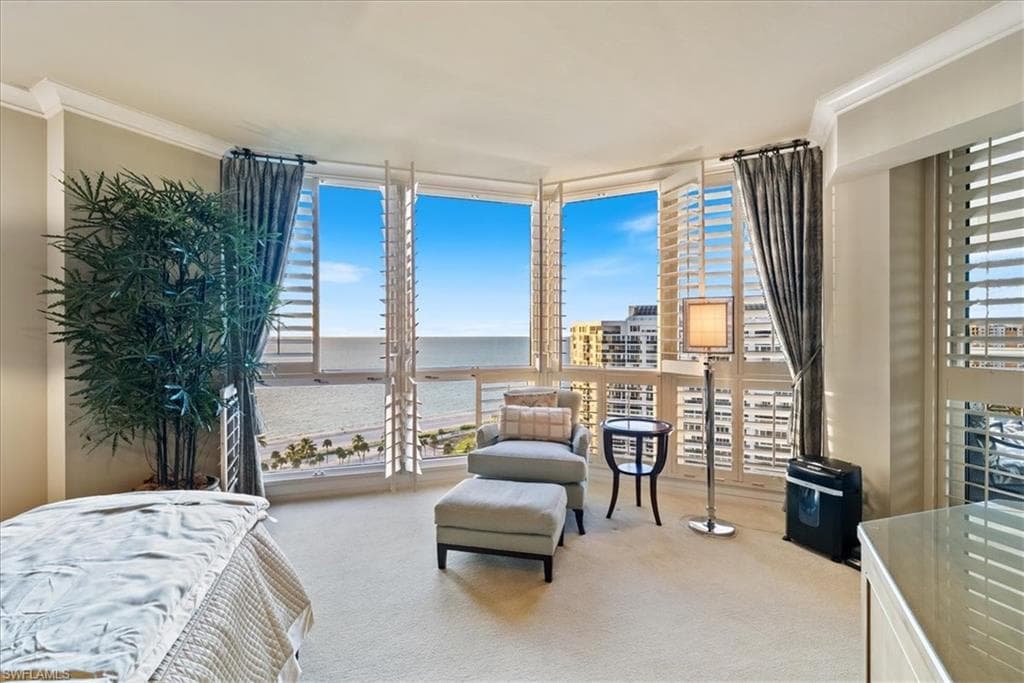 4021 Gulf Shore Blvd N 1706, Naples, FL 34103-9