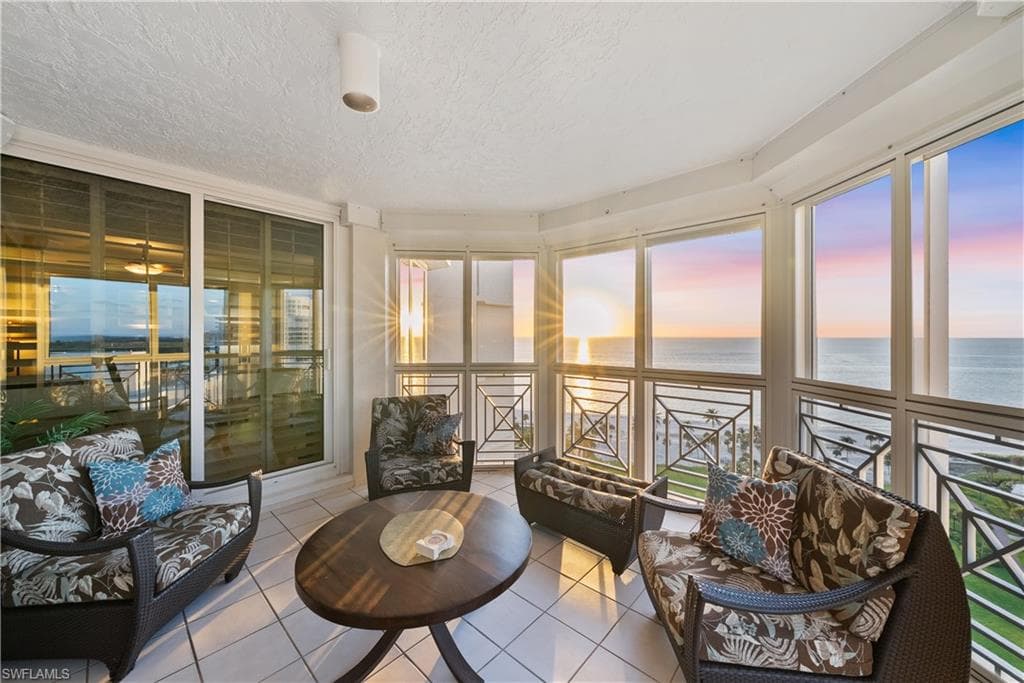 4021 Gulf Shore Blvd N 1706, Naples, FL 34103-10