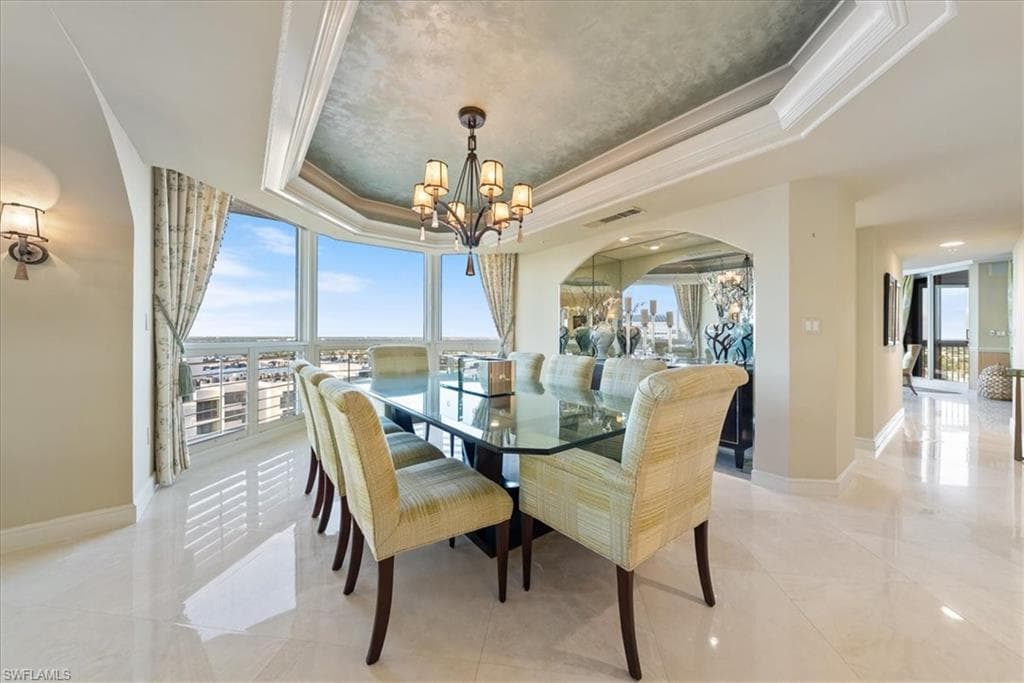 4021 Gulf Shore Blvd N 1706, Naples, FL 34103-19