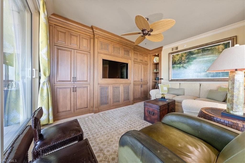 4021 Gulf Shore Blvd N 1706, Naples, FL 34103-24