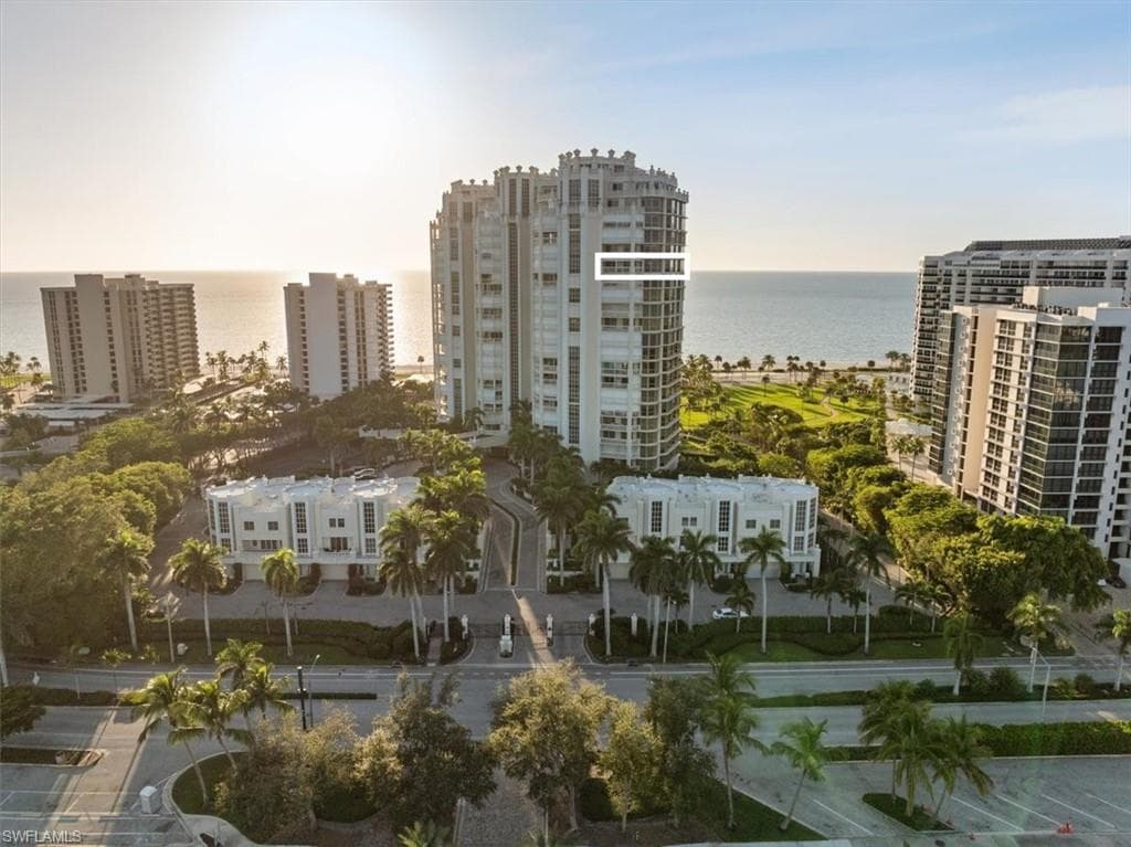 4021 Gulf Shore Blvd N 1706, Naples, FL 34103-31
