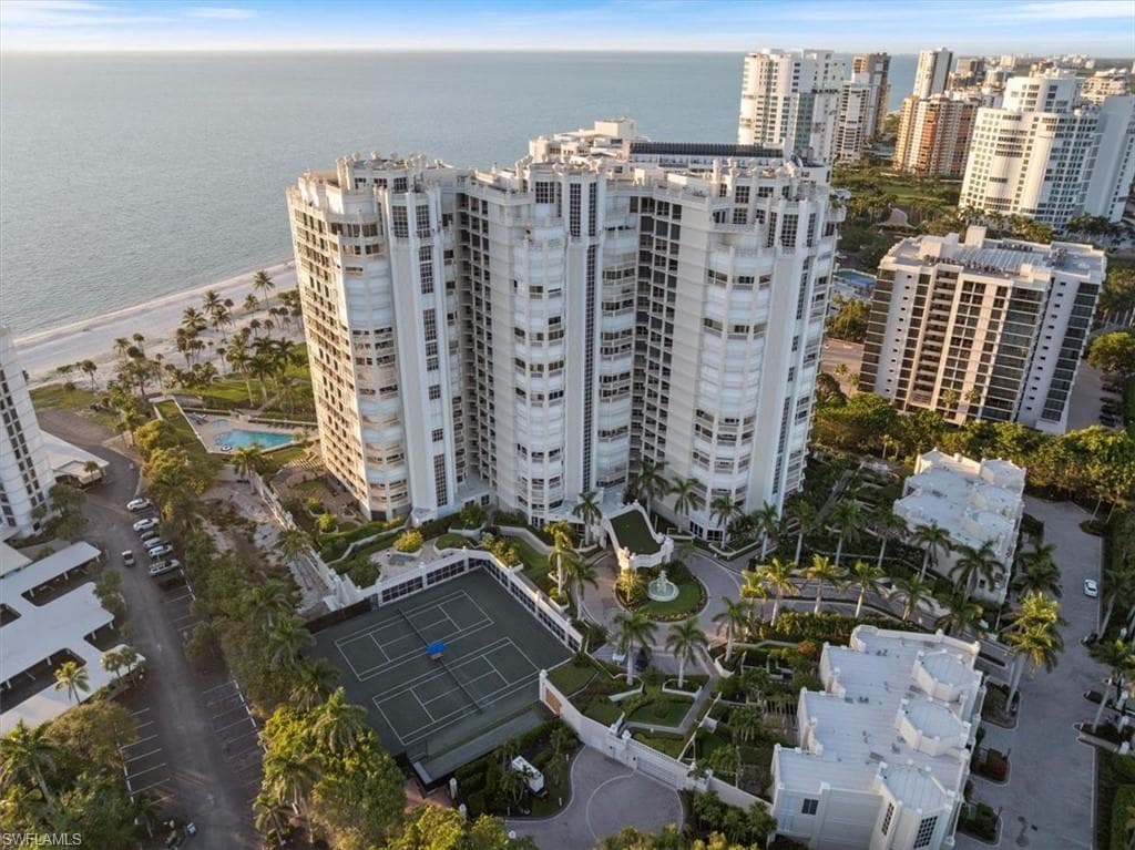 4021 Gulf Shore Blvd N 1706, Naples, FL 34103-37