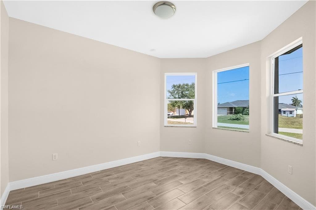 4911 Bywood St, Lehigh Acres, FL 33971-9