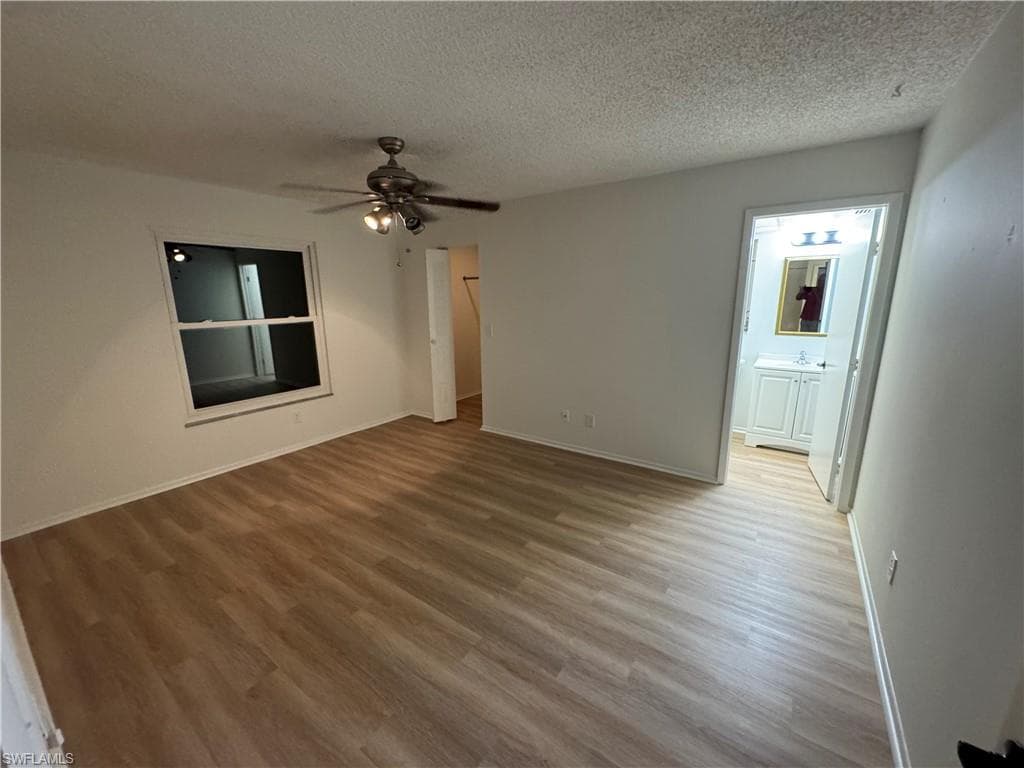 15750 Treasure Island Ln, Fort Myers, FL 33905-17