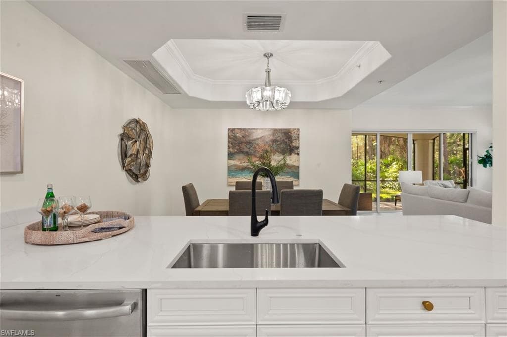 2886 Castillo Ct 101, Naples, FL 34109-10