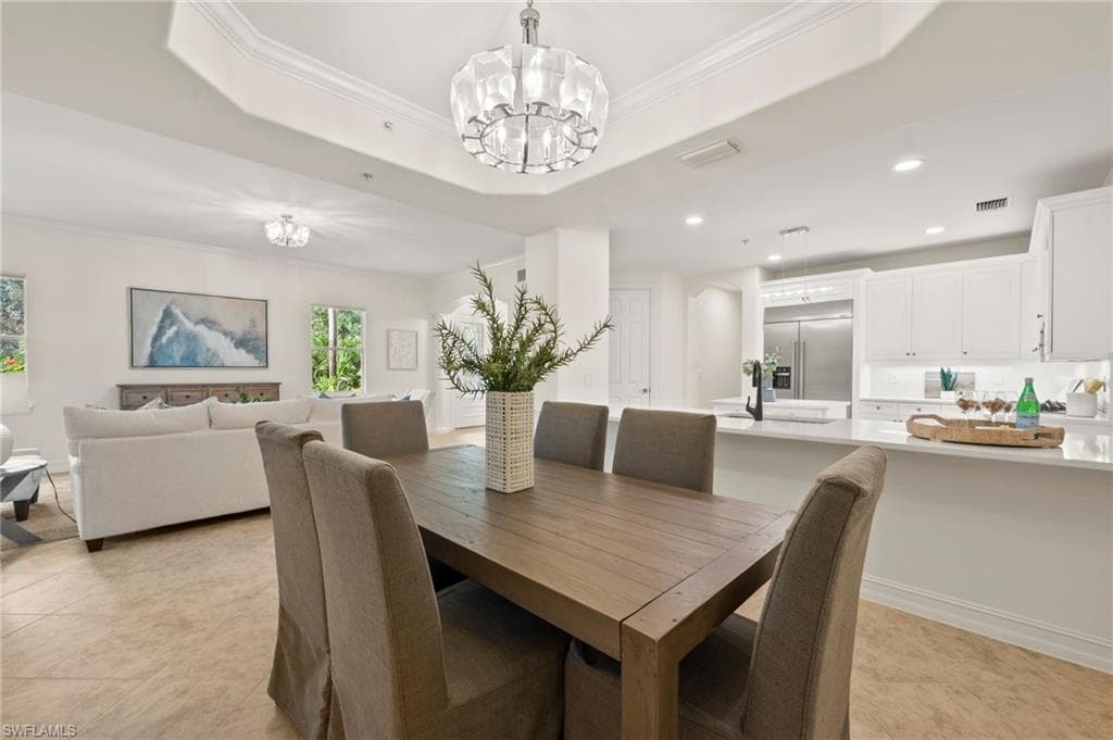 2886 Castillo Ct 101, Naples, FL 34109-12