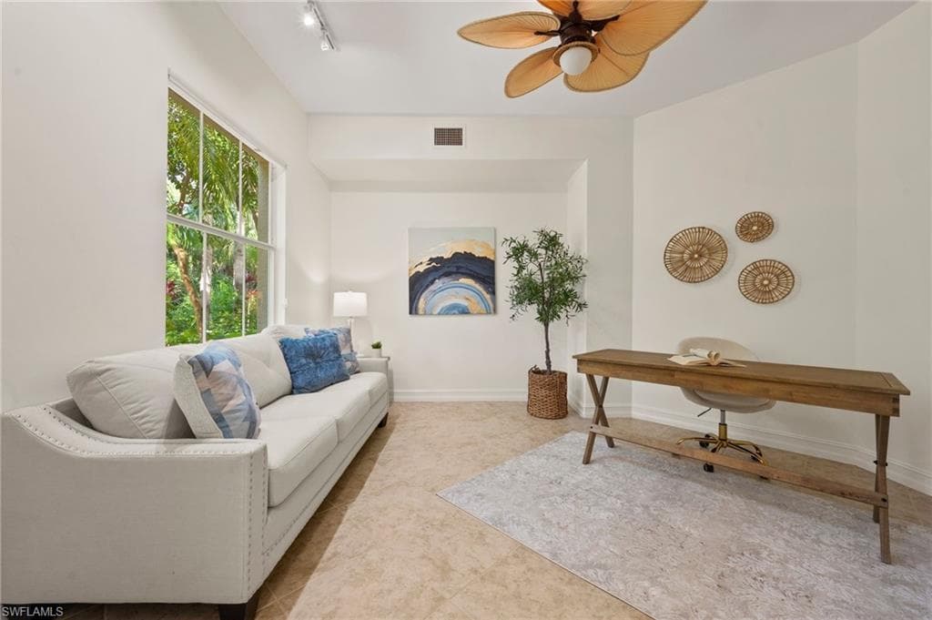 2886 Castillo Ct 101, Naples, FL 34109-25