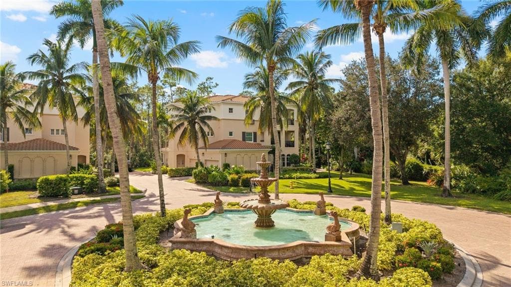 2886 Castillo Ct 101, Naples, FL 34109-31