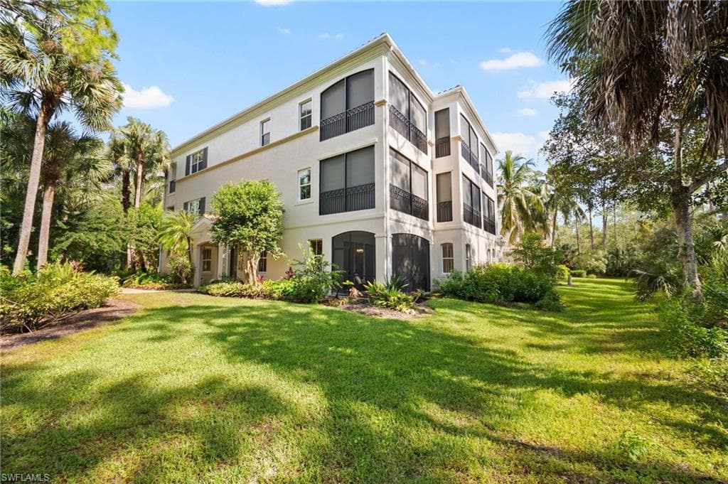 2886 Castillo Ct 101, Naples, FL 34109-3