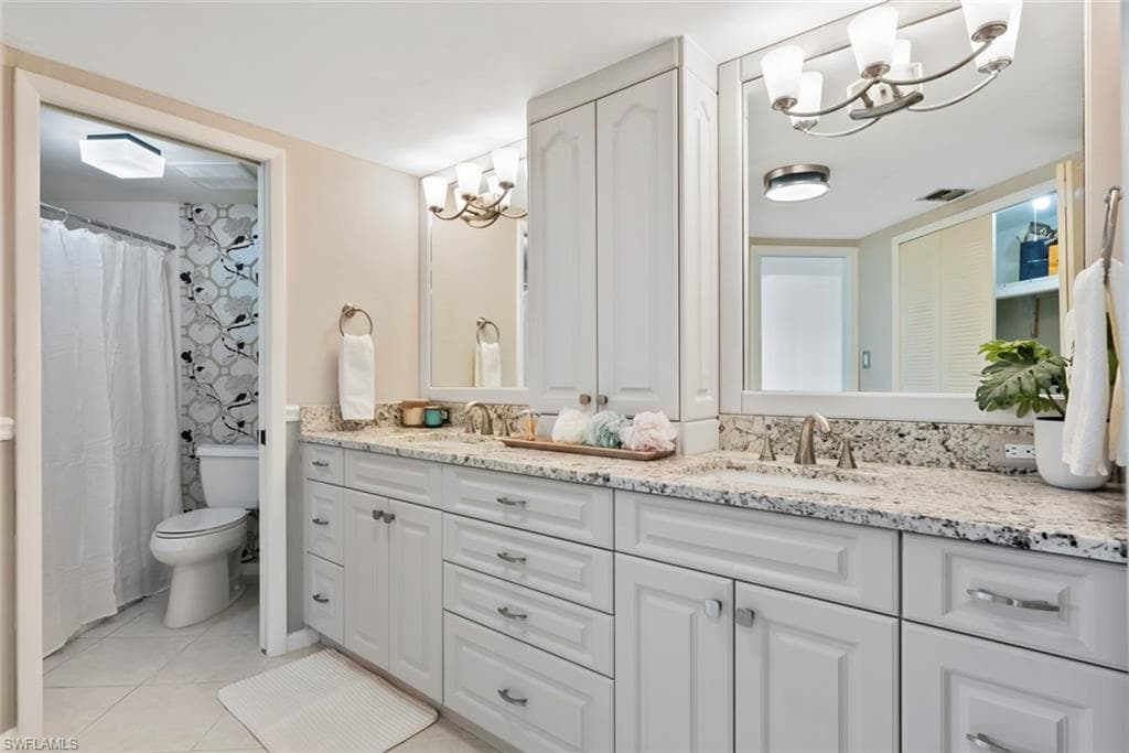 955 Palm View Dr B-307, Naples, FL 34110-19