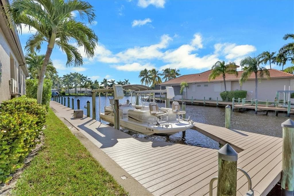 3526 19th Ave, Cape Coral, FL 33904-36