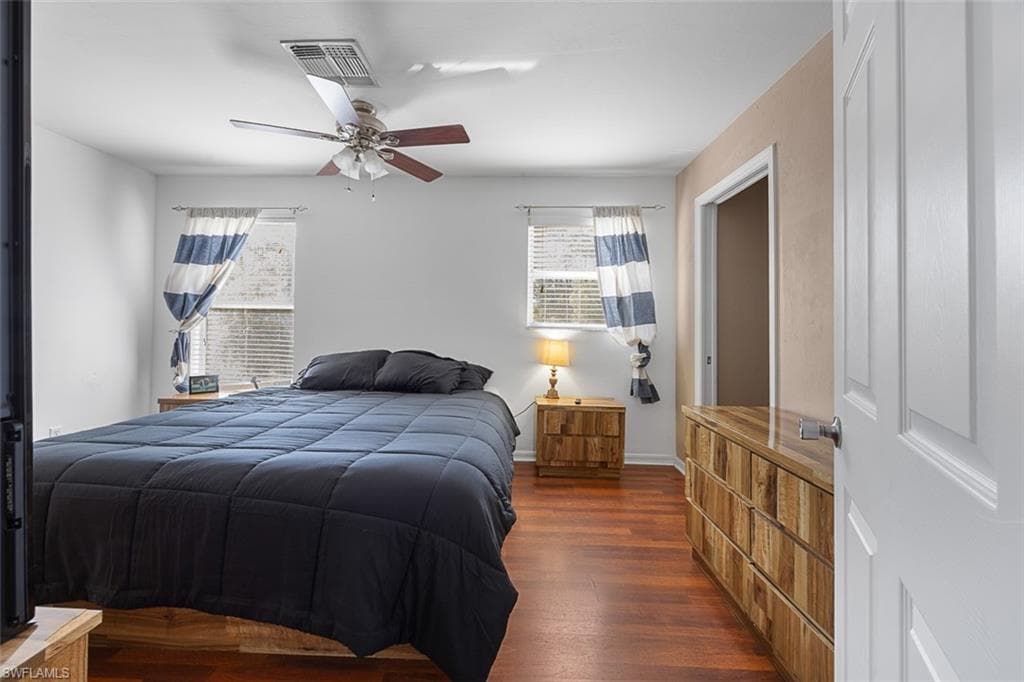 441 3rd St SW, Naples, FL 34117-16