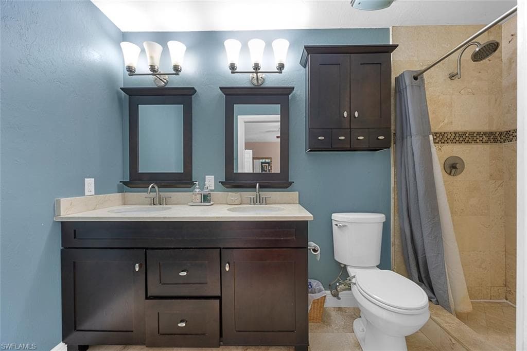 441 3rd St SW, Naples, FL 34117-19