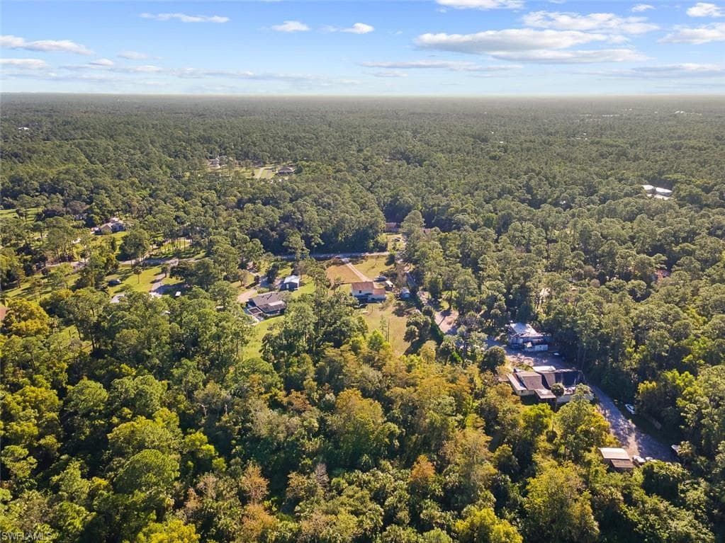 441 3rd St SW, Naples, FL 34117-31