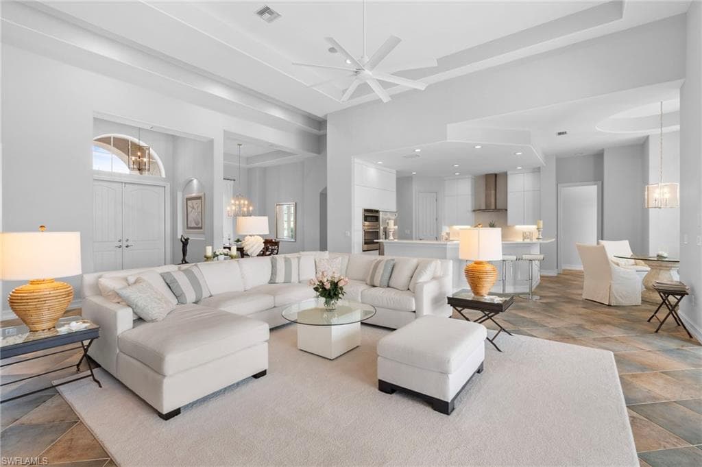 8996 Crooked Stick Ct, Naples, FL 34113-6