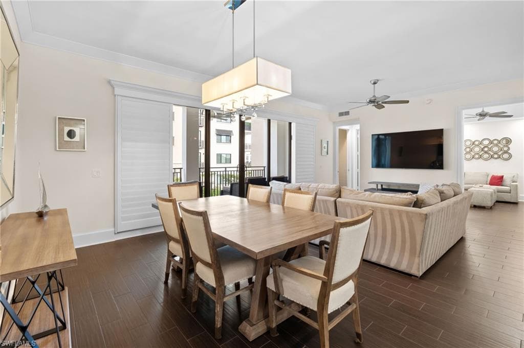 1030 3rd Ave S 319, Naples, FL 34102-11