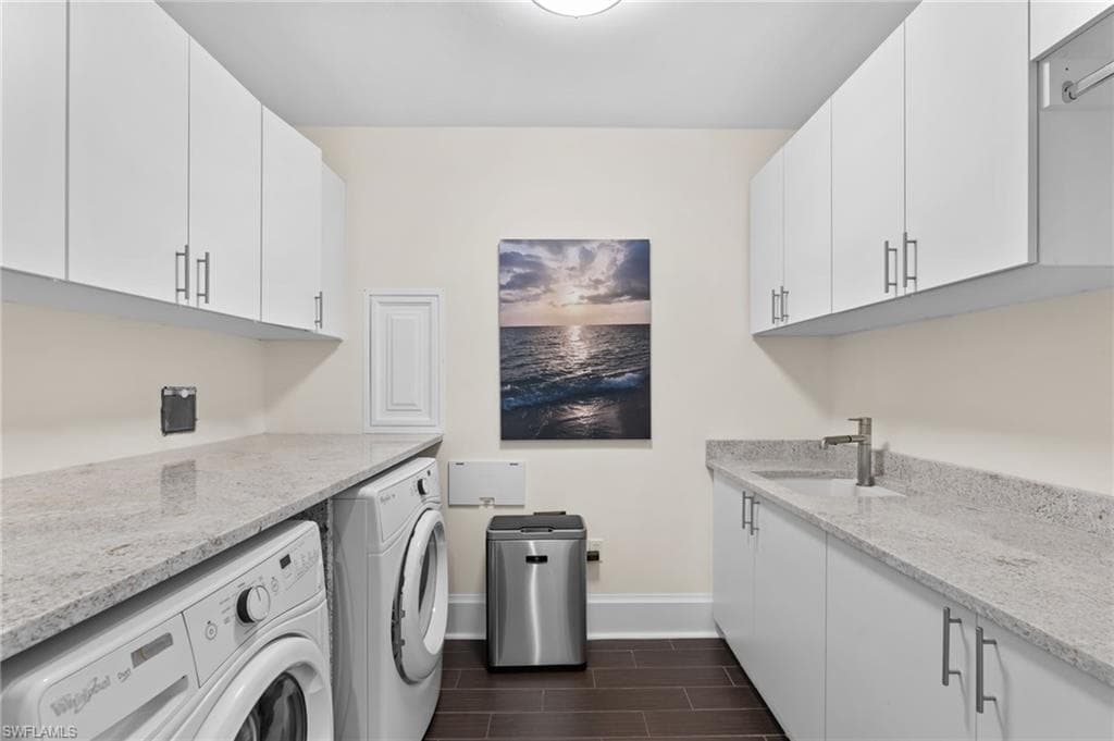 1030 3rd Ave S 319, Naples, FL 34102-21