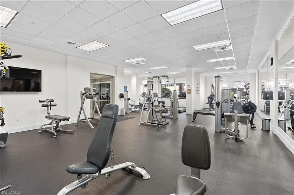 1030 3rd Ave S 319, Naples, FL 34102-33