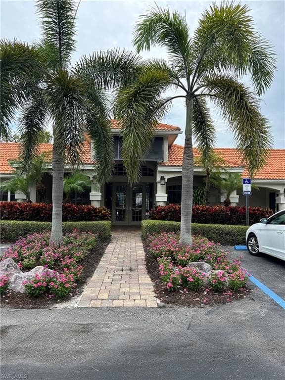 7577 Silver Trumpet Ln W T103, Naples, FL 34109-4